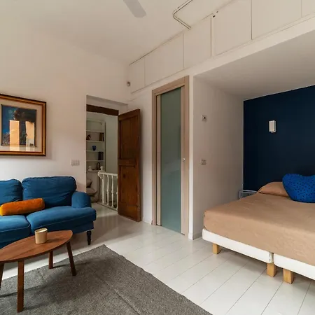 Piazza De' Renzi Duplex Apartman *