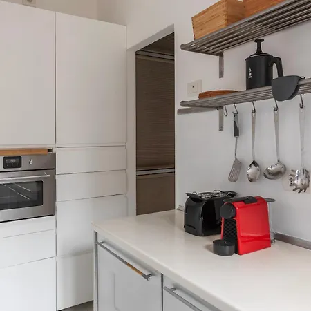 Guesthost - Piazza De' Renzi Duplex Apartmán Řím
