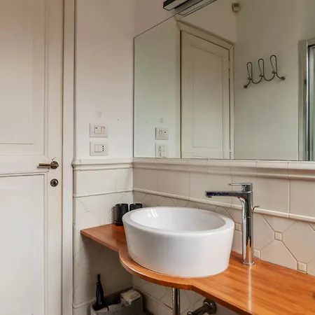 Piazza De' Renzi Duplex 아파트 *