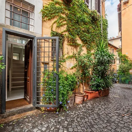 Guesthost - Piazza De' Renzi Duplex * Řím